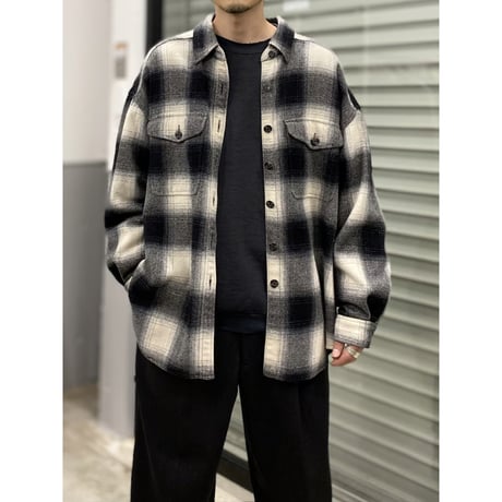 Late-1980's "Liz wear" L/S Ombre patterned wool shirt