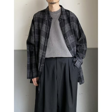 1990's Linen fabric plaid patterned shirt