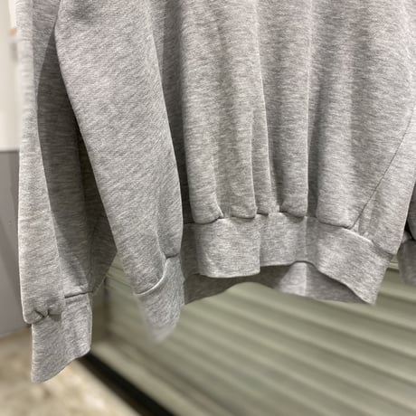 1990's Wide & Short silhouette raglan sleeve sweat shirt