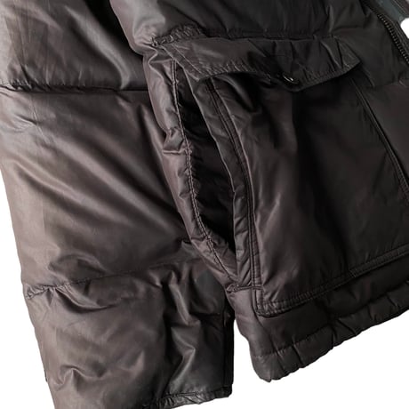 2000's "GAP" Embroidery design Down jacket