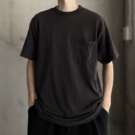 1990’s-2000's Sun faded black pocket Tee