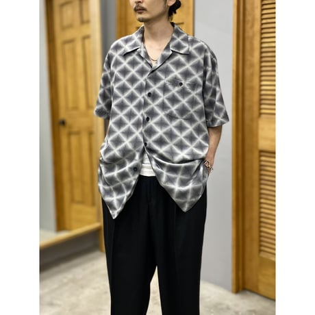 1990's Open collar plaid shirt