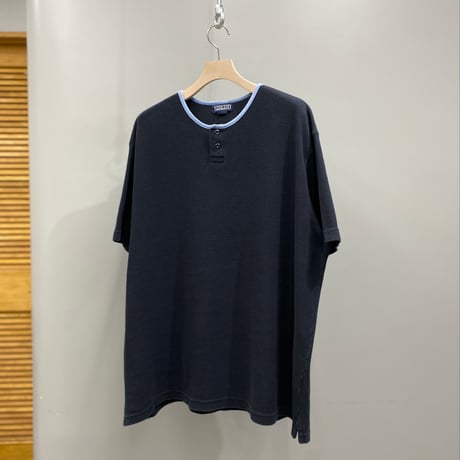 1990’s “LANDS’END” Henley neck S/S tee