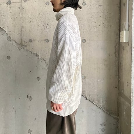 1990's "ORVIS" Turtle necked cotton knit sweater