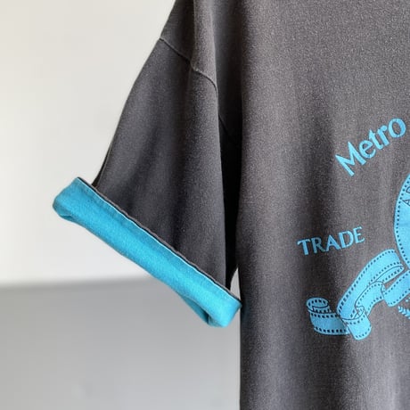 1990's "Metro Goldwyn Mayer" Two-tone color printed Tee