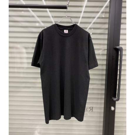 1990's "FRUIT OF THE LOOM" Black color blank Tee