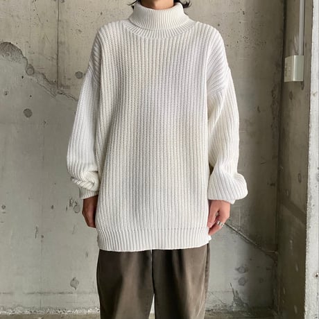1990's "ORVIS" Turtle necked cotton knit sweater