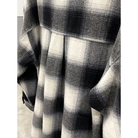 Late-1980's "Liz wear" L/S Ombre patterned wool shirt