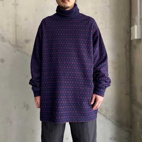 1990's "LANDS' END" Turtle necked cotton cut & sew