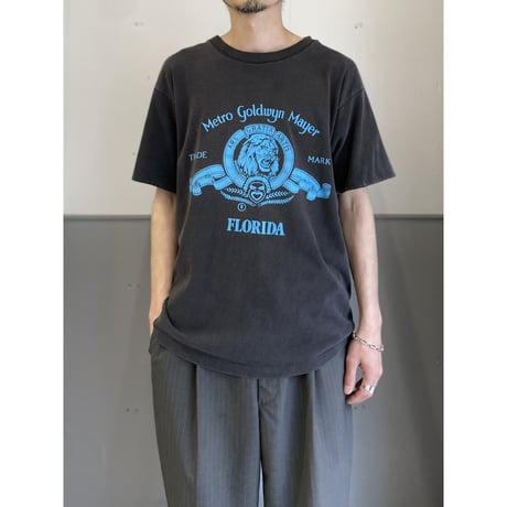 1990's "Metro Goldwyn Mayer" Two-tone color printed Tee