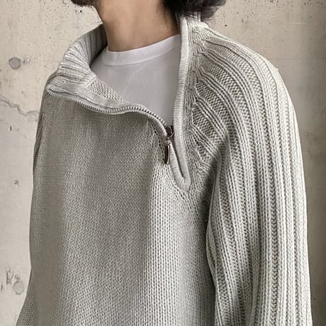 2000's Asymmetrical zip design knit sweater