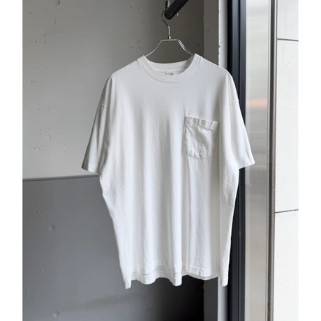 1990's "FRUIT OF THE LOOM" Blank Tee with pocket
