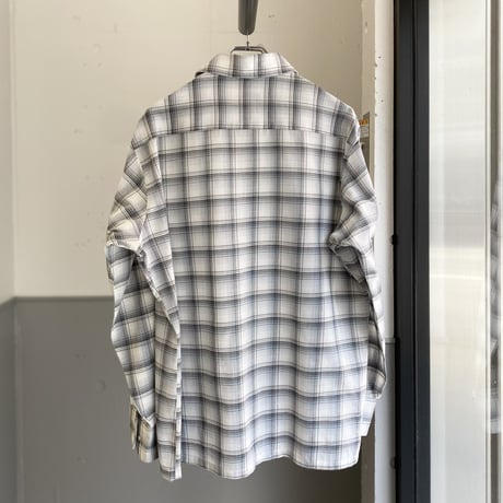 1990's "pierre cardin" plaid patterned long sleeve shirt