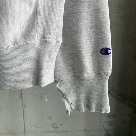 2000's "Champion" Damaged sweat shirt