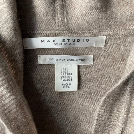Cashmere fabric finger sleeves hooded knit sweater