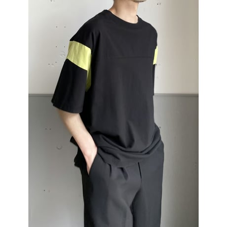 1990's Black × Yellow two-tone color Tee