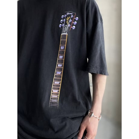 2000's "Gibson" Printed Tee