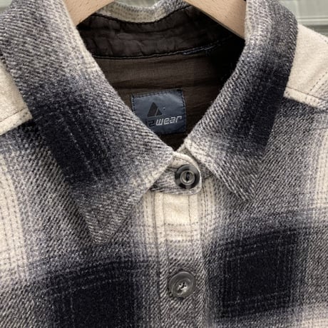 Late-1980's "Liz wear" L/S Ombre patterned wool shirt