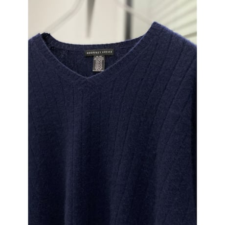 1990's "GEOFFREY BEENE" Cashmere knit sweater