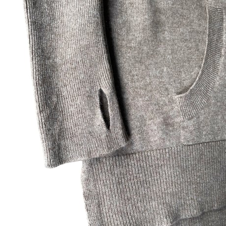 Cashmere fabric finger sleeves hooded knit sweater