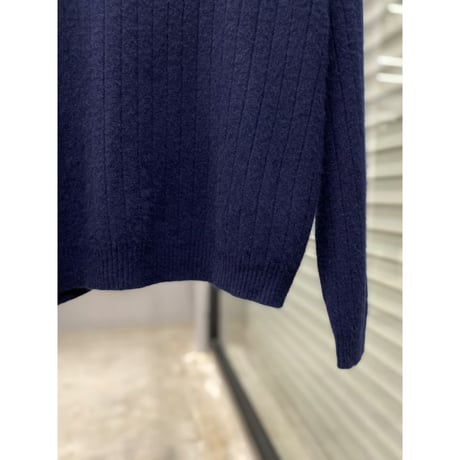 1990's "GEOFFREY BEENE" Cashmere knit sweater