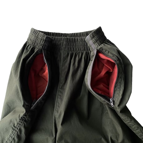 2000's "Reebok" zip pocket design short pants