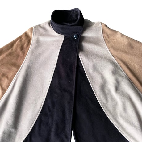 1970's Dolman sleeve design big silhouette coat