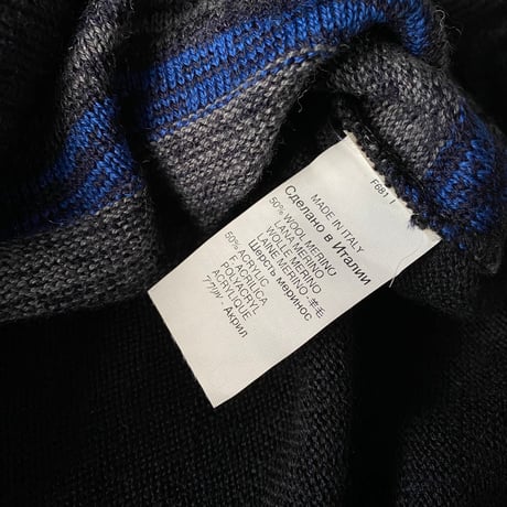 1990's-2000's ITALY made turtle necked knit sweater