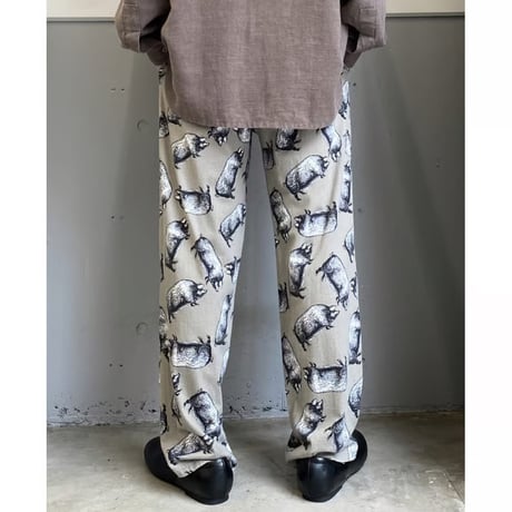 PIG Pattern relaxing pants with Pocket