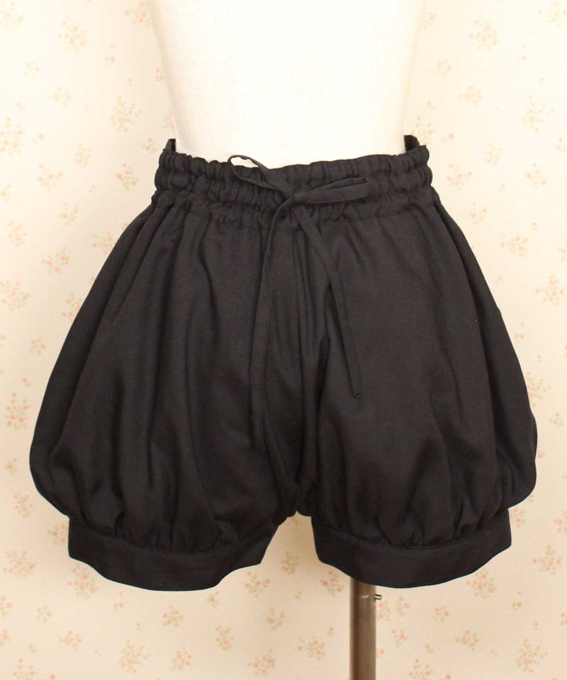 完売新品 公式購入 kamiyu カボチャパンツ ブラック 受注】ふわふわカボチャパンツ ショート | HERHUM