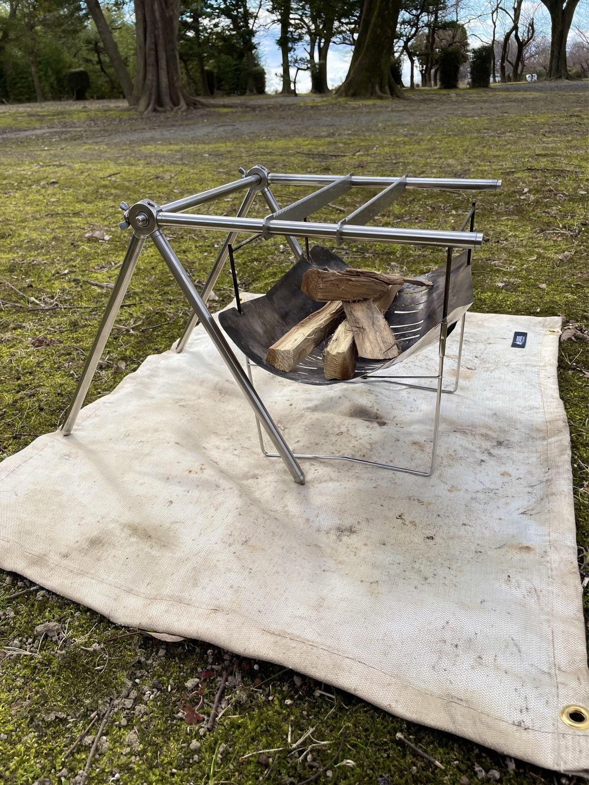 五徳付き 焚き火専用 『jizai-camp』AJ-01 | アオキ鉄コウショ 五徳付き 焚き火専用 『jizai-camp』AJ-01 | アオキ鉄コウショ