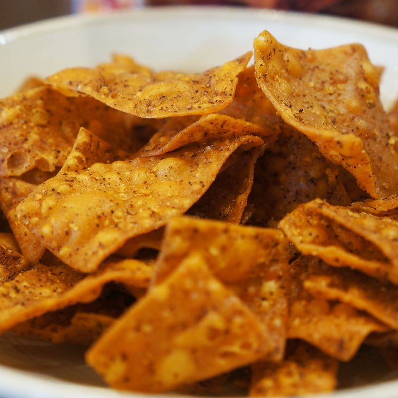 284002 伊江島小麦チップス ケックンmini(黒糖&シナモン) 60g | 南西