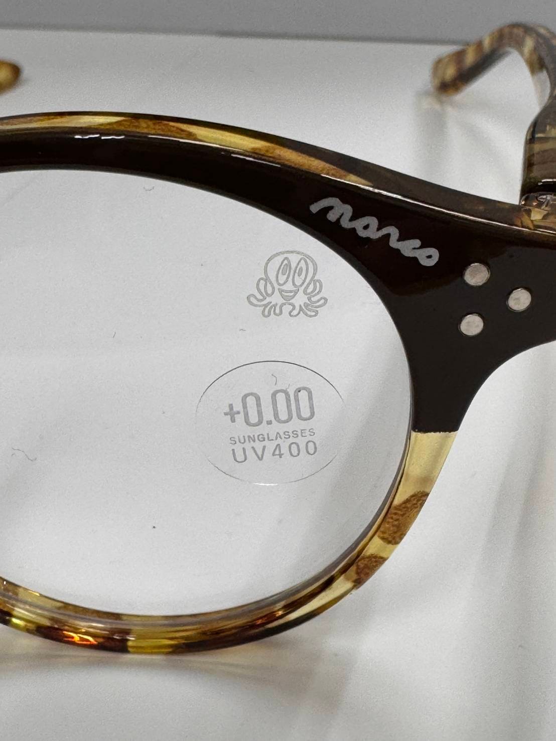 LEMOONed イエローサングラス ケース付き LEMOONed イエローサングラス ケース付き LEMOONed イエローレンズ