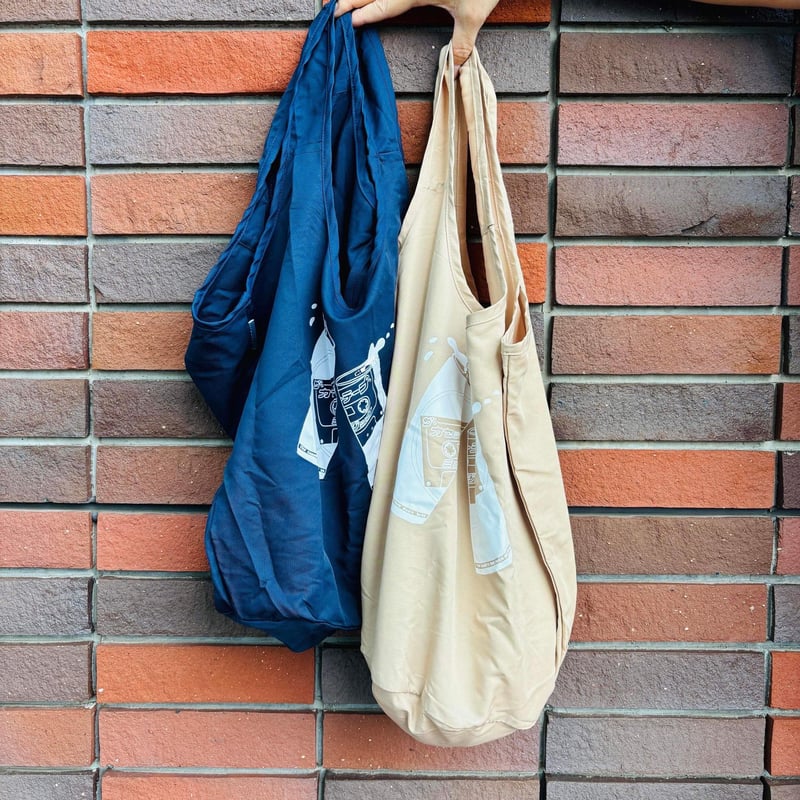 ザ・カセットテープ・ミュージック_24年エコバッグ（ベージュ） | BS12