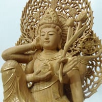 仏像☆柘植 孔雀明王像3.0寸 極彩色 眼入☆病魔退散 | お仏壇・お墓の