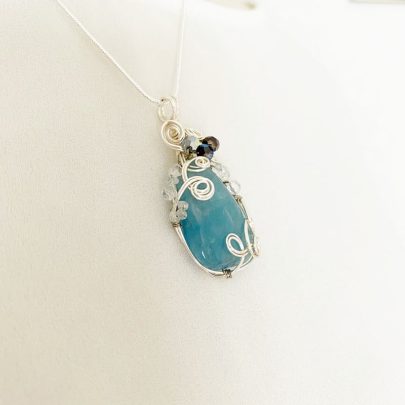 アクアマリン ワイヤーアートジュエリー】幸福な恋愛、結婚