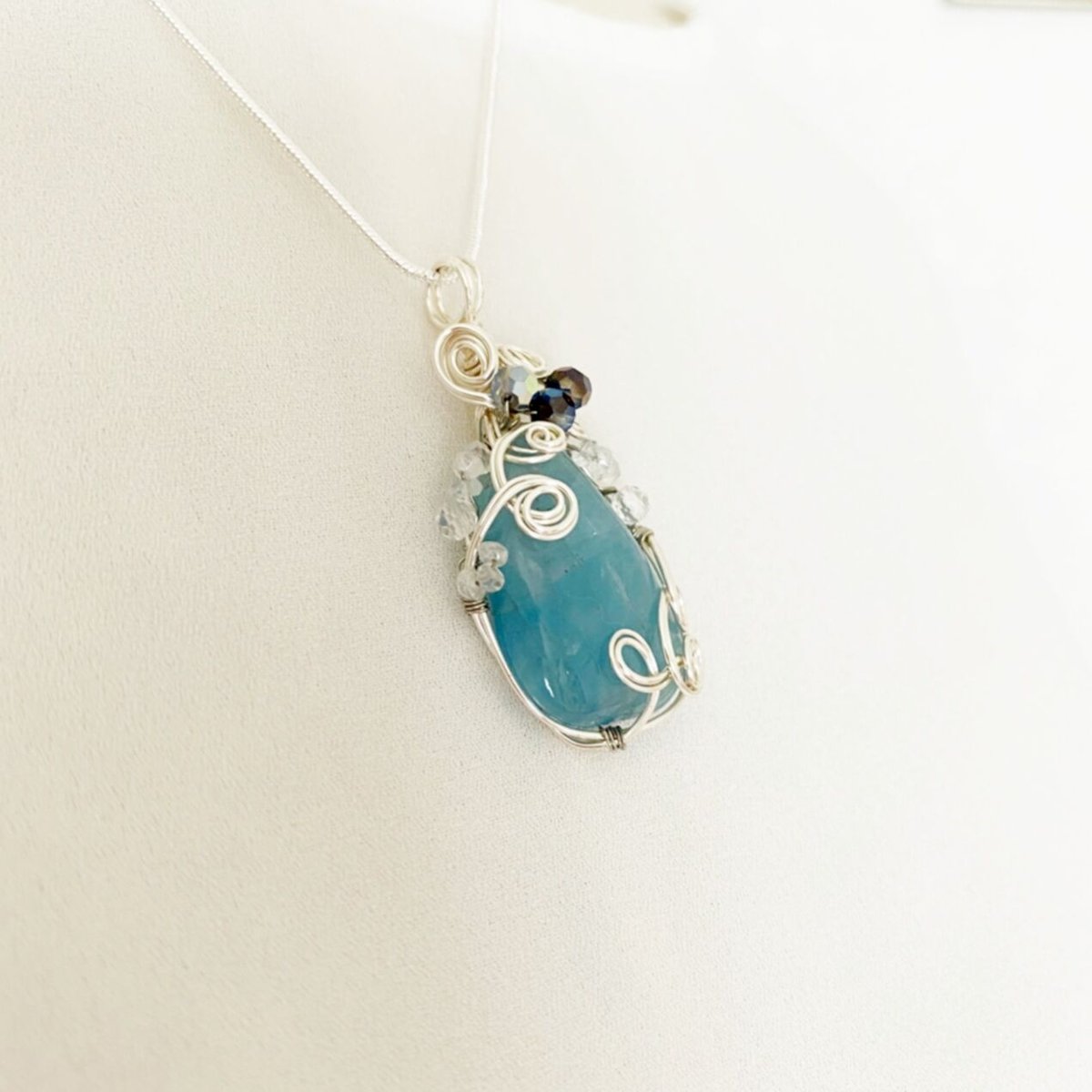 ゆき　アクアマリン　ペンダントトップ　ワイヤージュエリー アクアマリン＊ 幸せの鈴 ペンダントトップ（ワイヤー