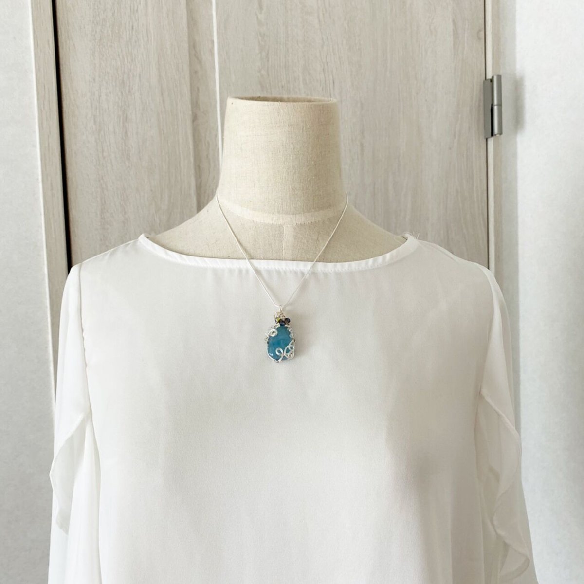 ゆき　アクアマリン　ペンダントトップ　ワイヤージュエリー 644259241589ac75eddd5b301835ef