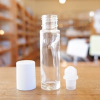 ロールオンガラスボトル　白キャップ透明瓶10ml