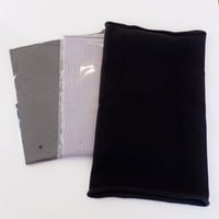 裏シルク表コットン　ネックウォーマー　金亀糸業
