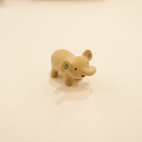ティーアクーラ　半磁器製アロマ芳香器　丸和貿易