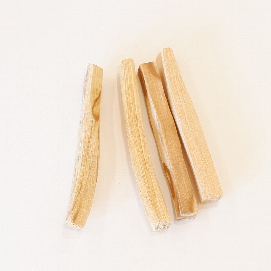 パロサント 1本入・3～5本入 エクアドル産 | プルプレアWEBショップ