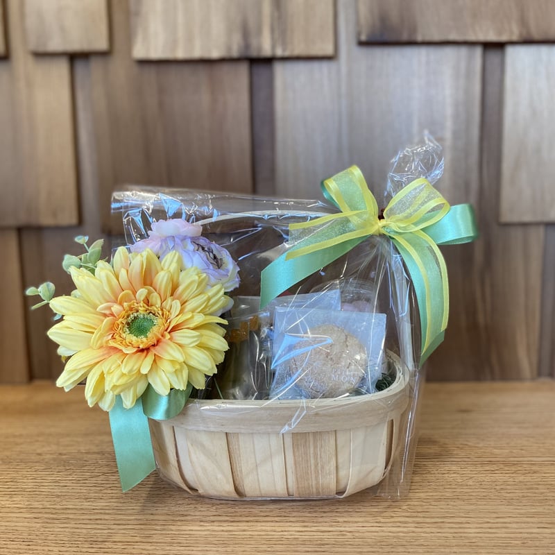 フラワーバスケットギフト⑤ | Patisserie MON