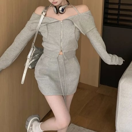 オフショルラフセットアップ