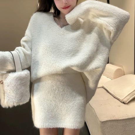 Vネックふわふわセットアップ 2色
