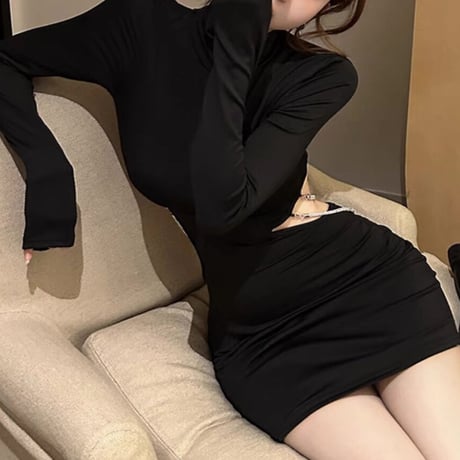 綾野あすか様ご着用♡背中空きチェーンワンピ