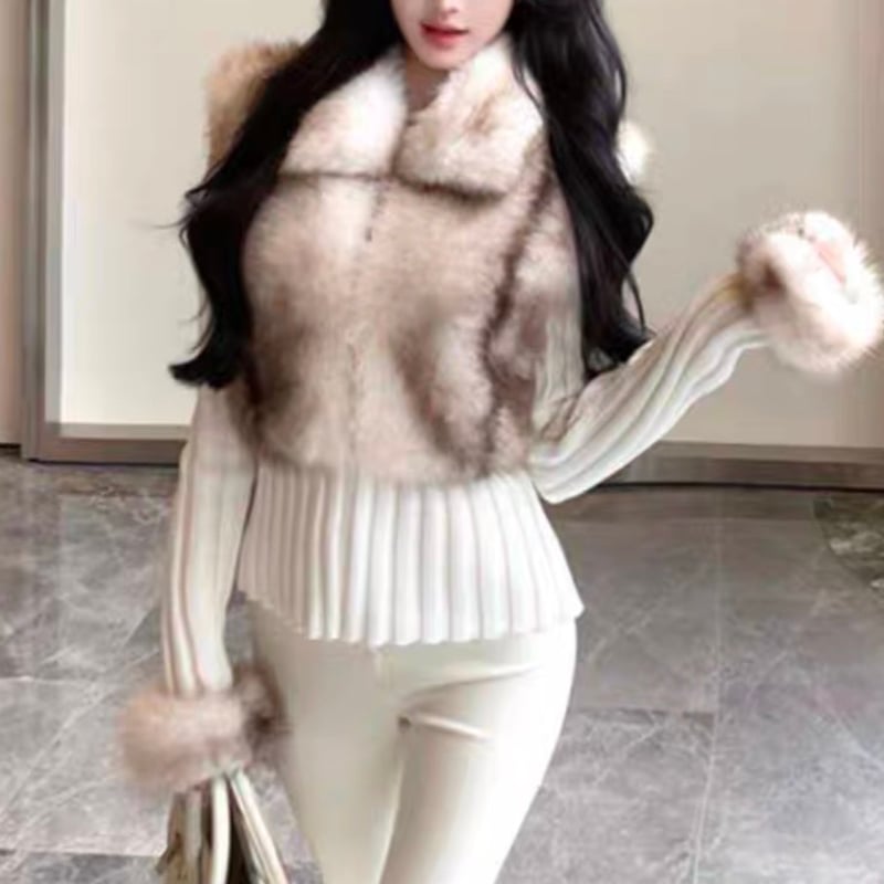 ファー付きニットトップス | ecrea