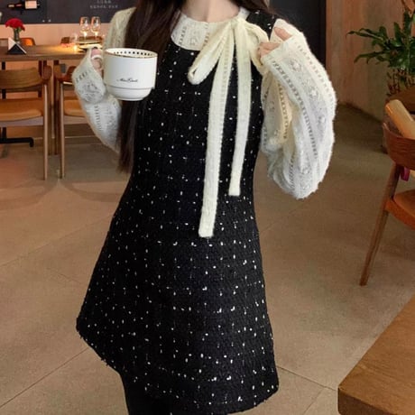 monotone girly set
