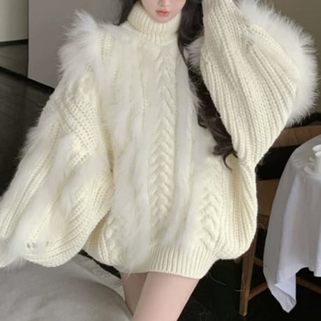 あやち様ご着用♡White fur ハイネックニット