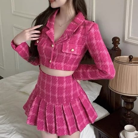 vivid pink セットアップ